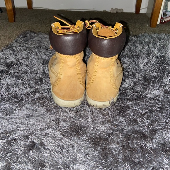 Brand: Timberland. Size: 7. Colour: Sand - Picture 3 of 3